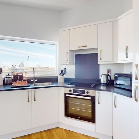 Aparthotel Crabbers' Wharf Portland Esterno foto
