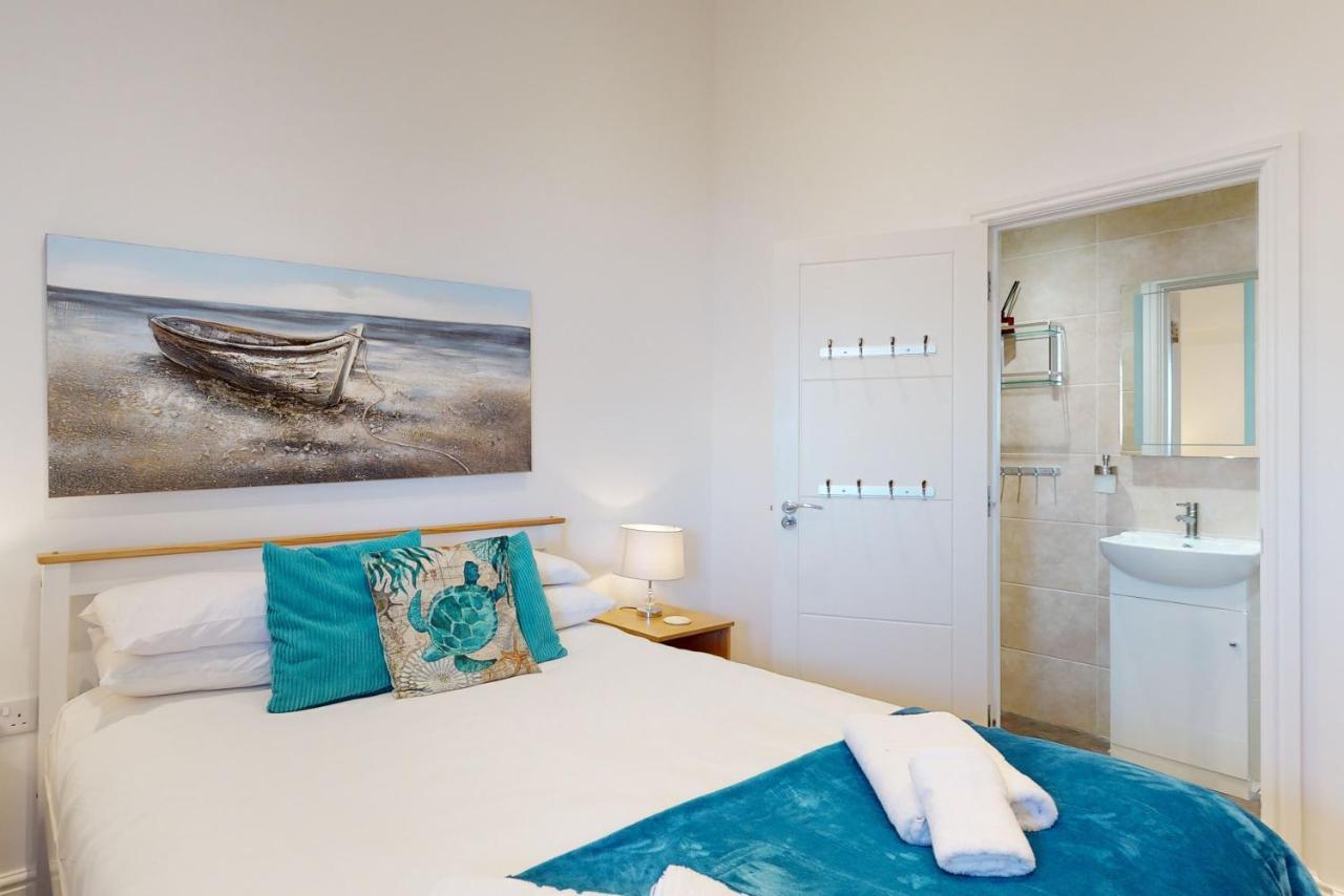 Aparthotel Crabbers' Wharf Portland Esterno foto
