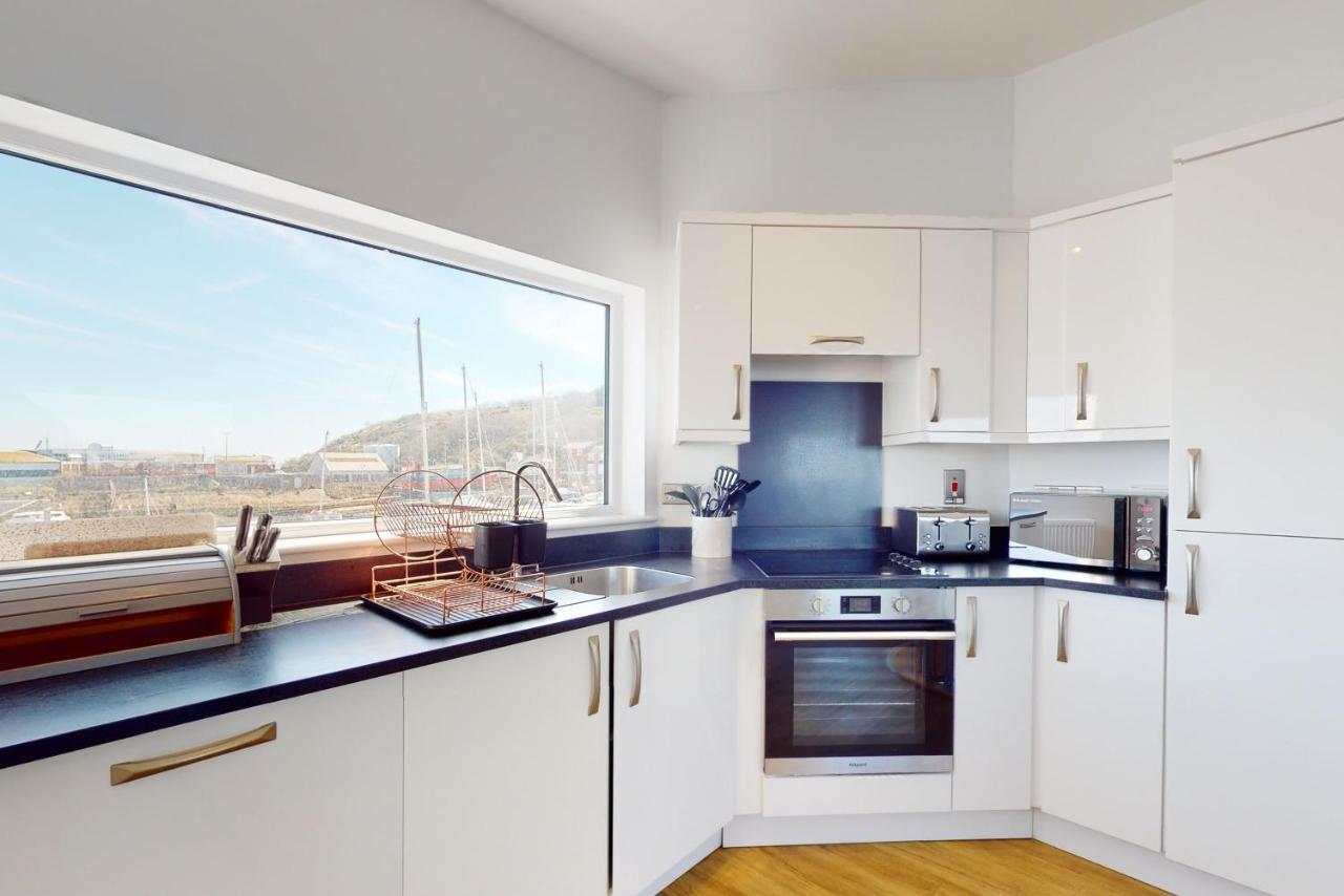 Aparthotel Crabbers' Wharf Portland Esterno foto
