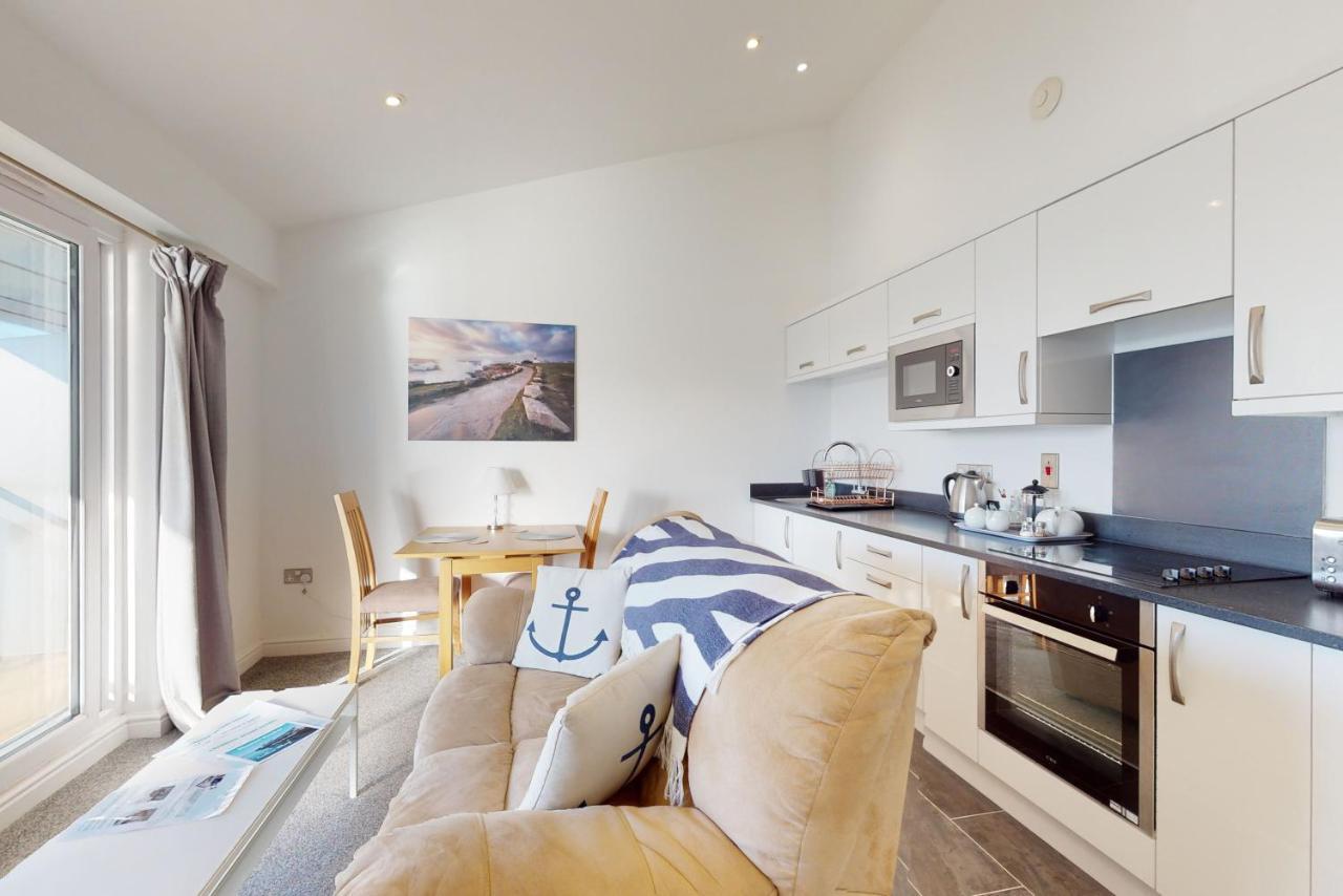 Aparthotel Crabbers' Wharf Portland Esterno foto