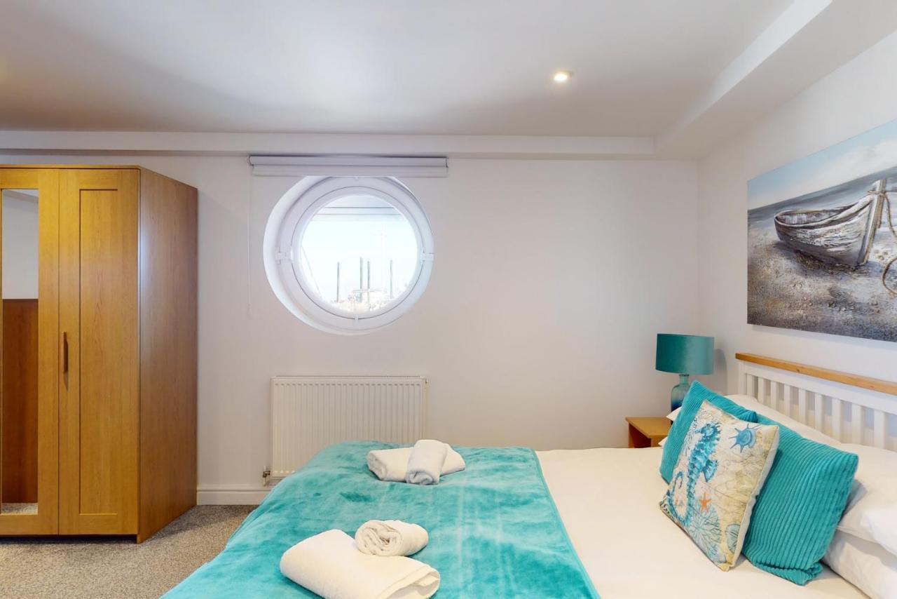 Aparthotel Crabbers' Wharf Portland Esterno foto