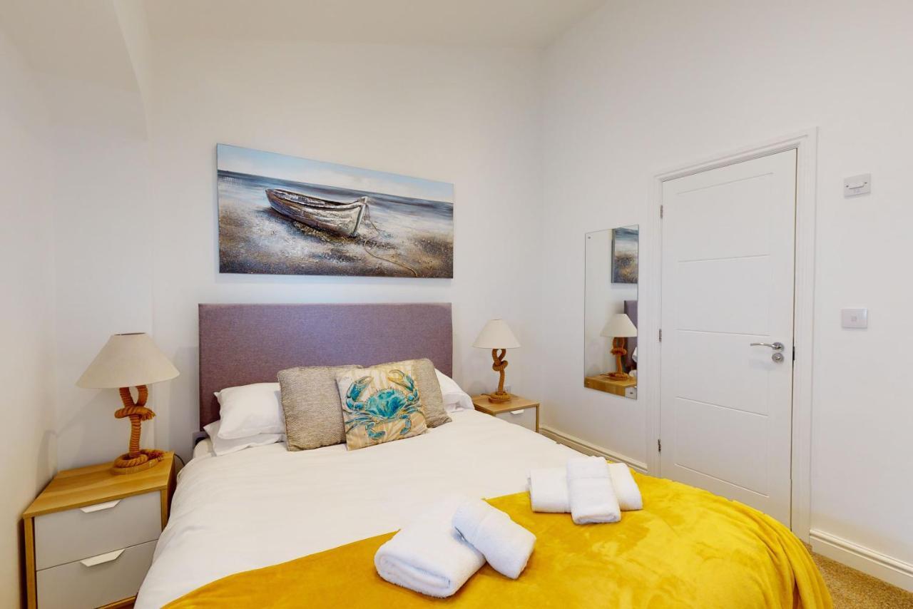 Aparthotel Crabbers' Wharf Portland Esterno foto