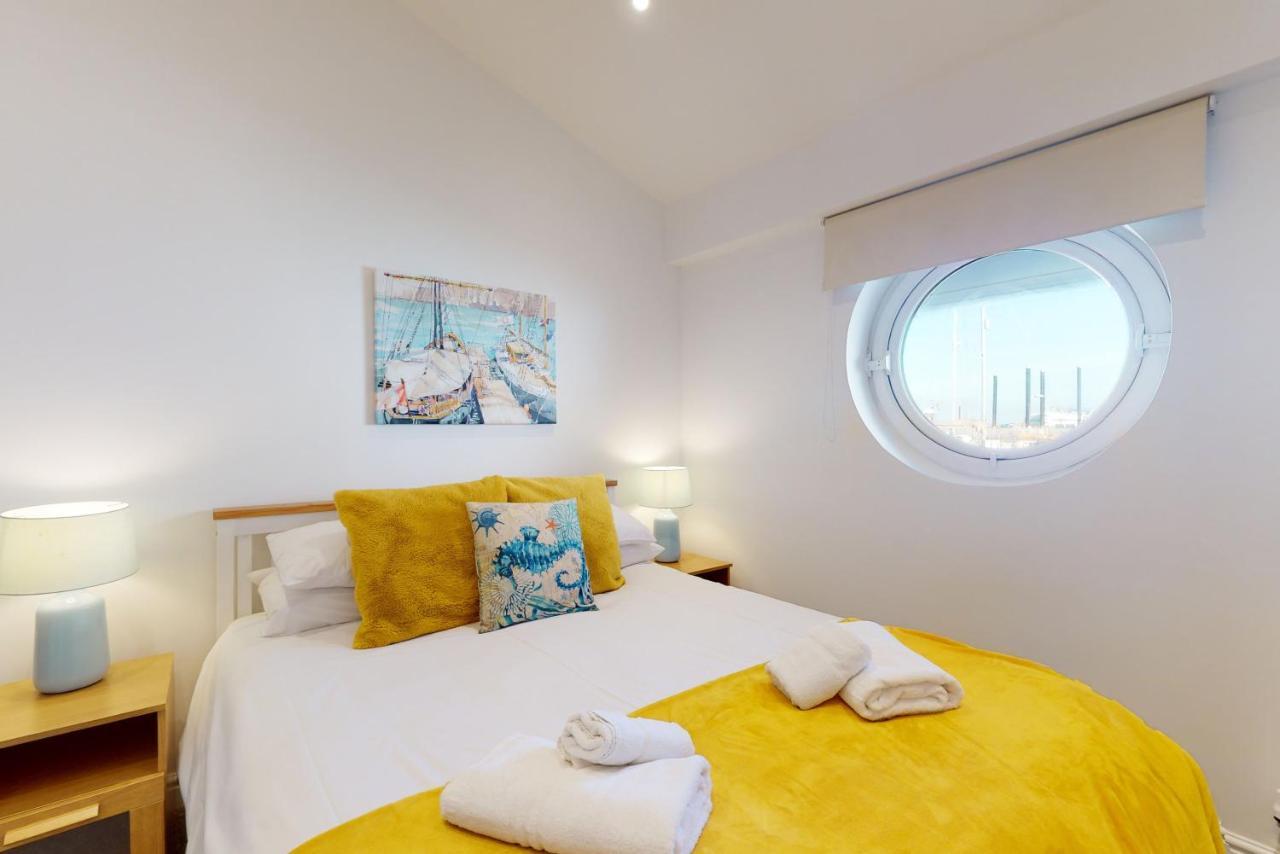 Aparthotel Crabbers' Wharf Portland Esterno foto