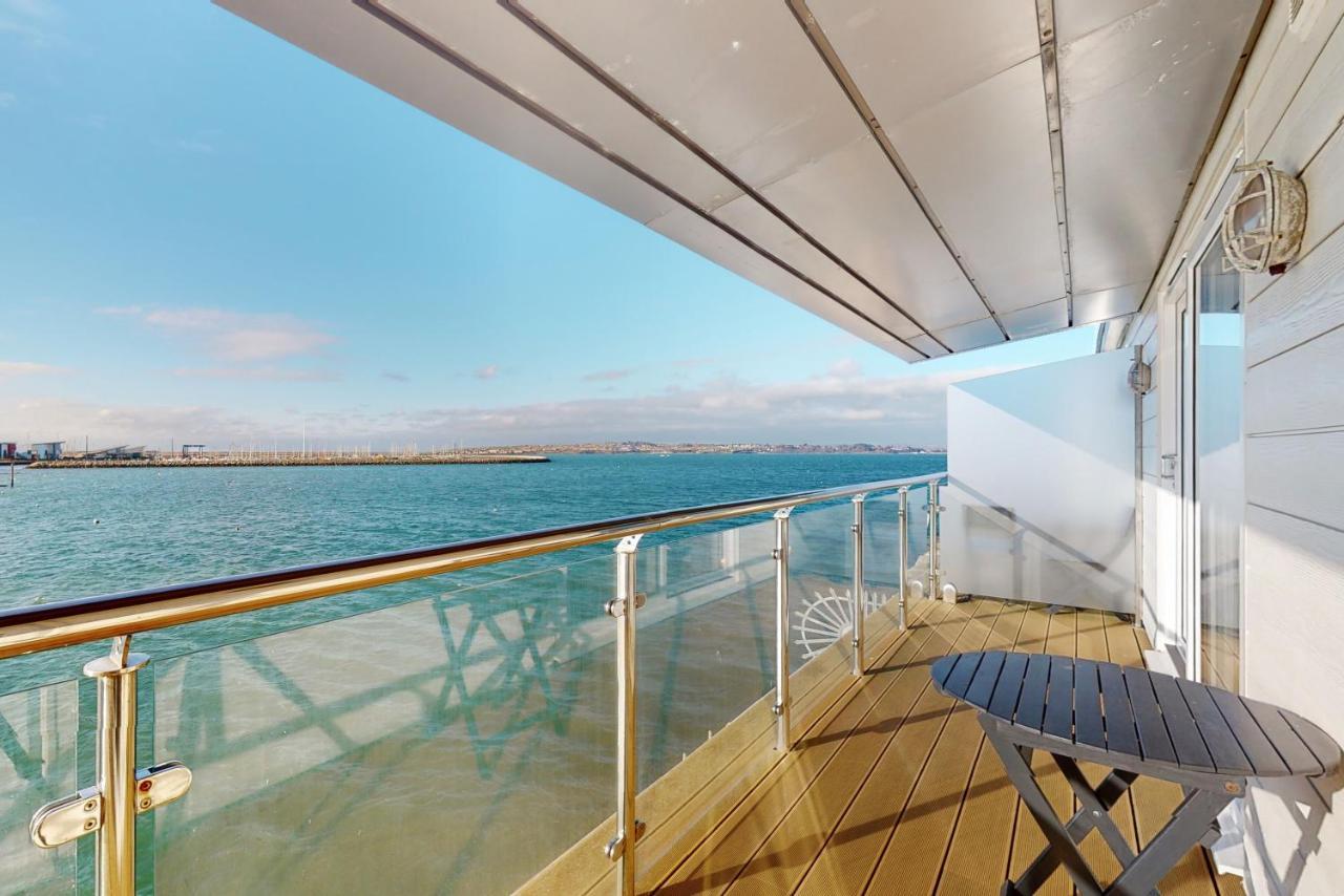 Aparthotel Crabbers' Wharf Portland Esterno foto